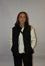 Load image into Gallery viewer, The Capsule Gilet
